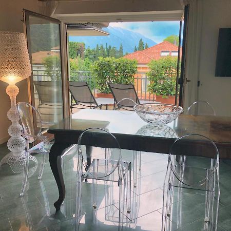Attic Suite Palme Riva del Garda Luaran gambar