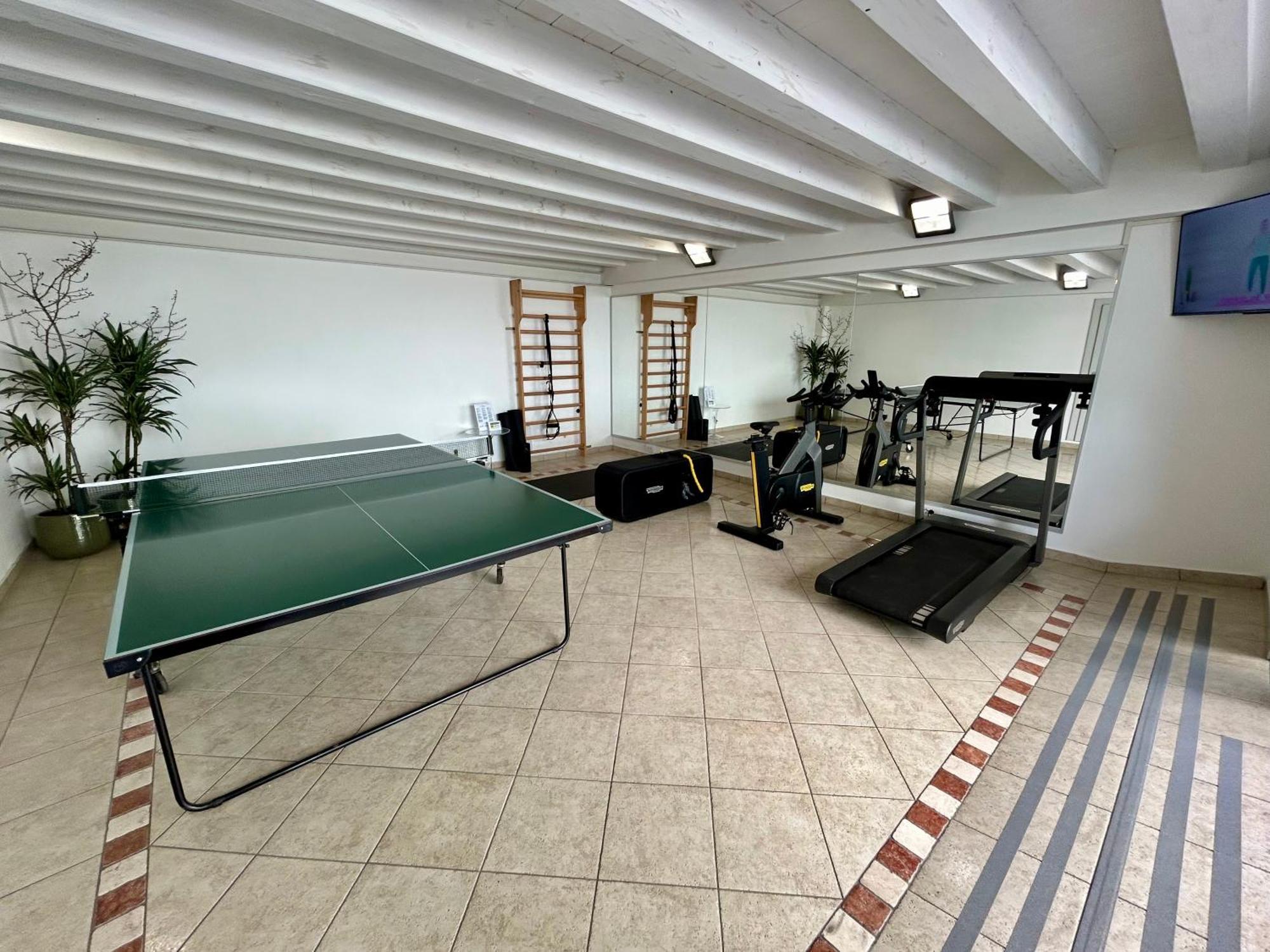 Attic Suite Palme Riva del Garda Luaran gambar